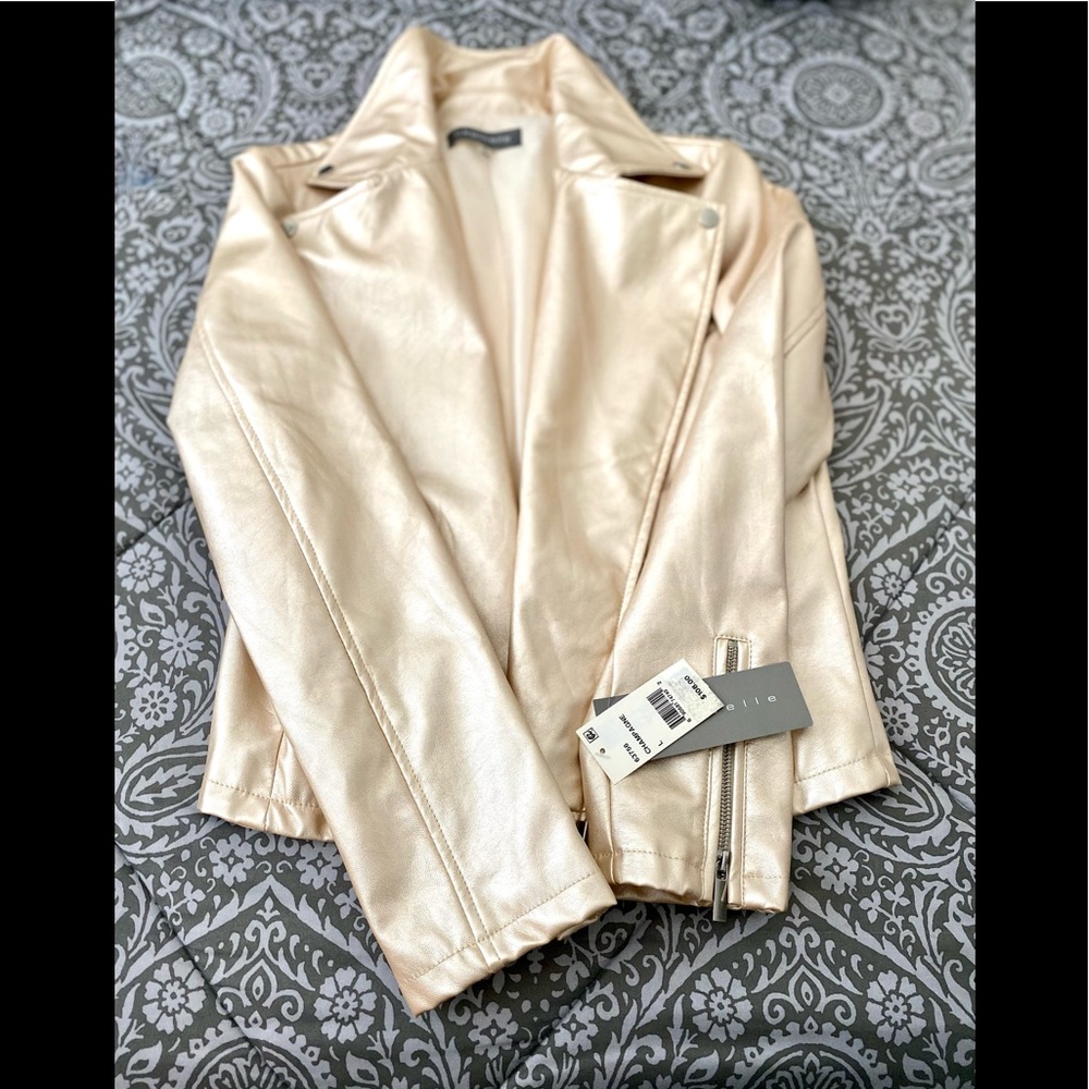 NWT Bagatelle Vinyl shiny zipper front jacket.